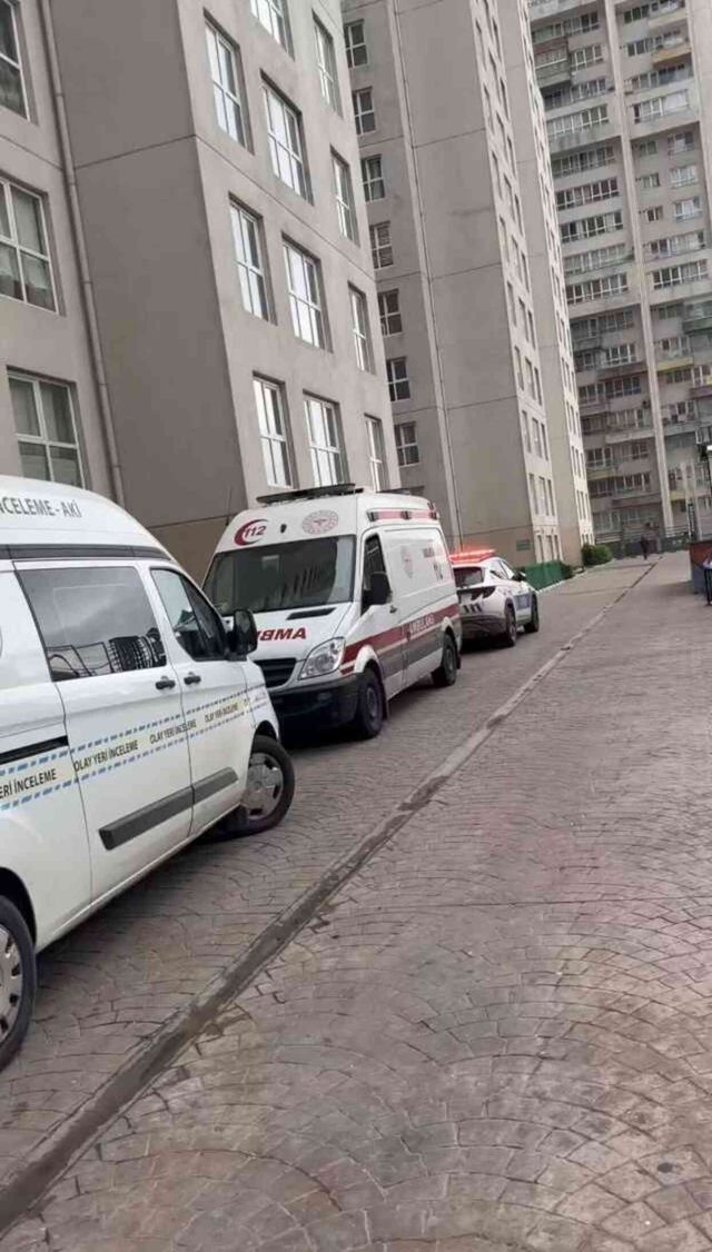 Esenyurt'ta eskort kavgası: Ağabey yanlışlıkla kardeşini bıçaklayarak öldürdü