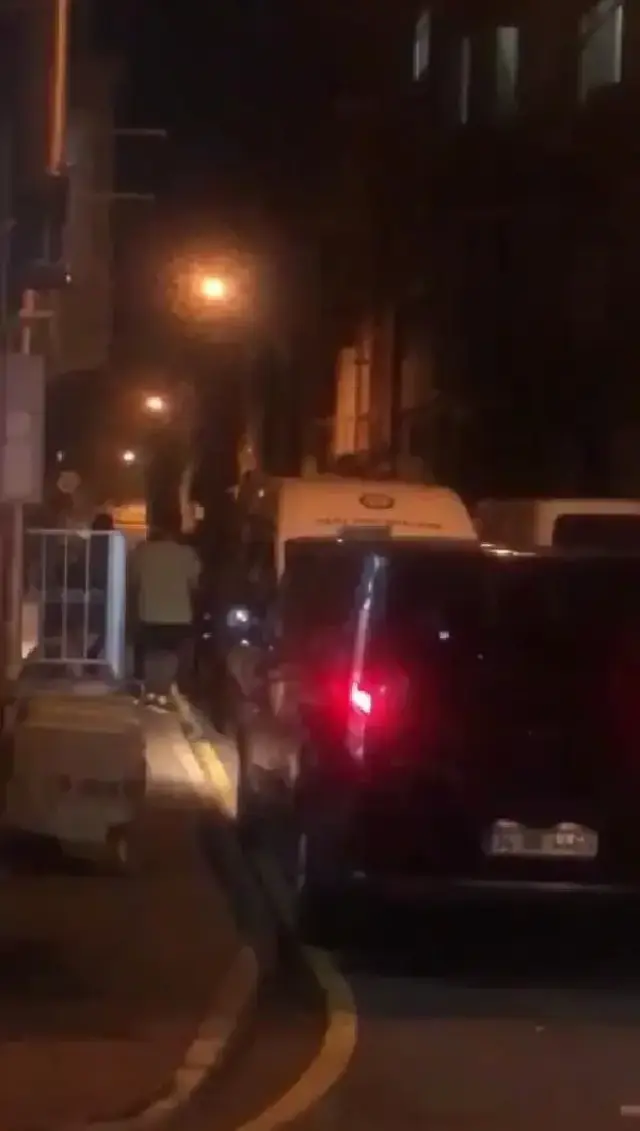 Fatih'te kardeş kavgası! Annesinin ölümünden sorumlu tuttuğu ağabeyini öldürdü