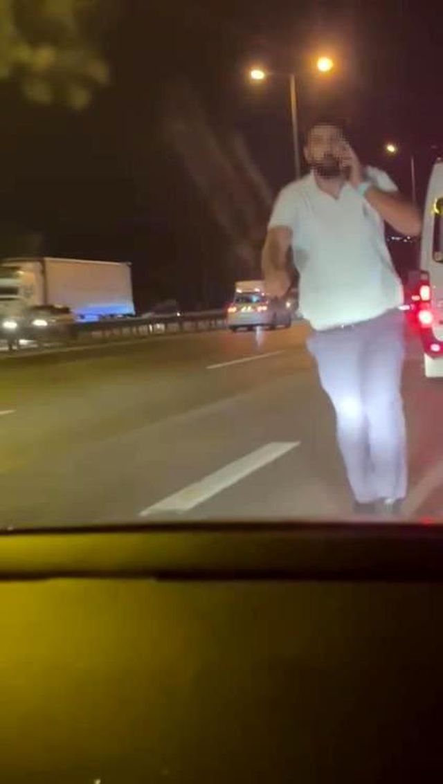 Minibüs şoförü, tartıştığı kadın sürücüye dehşeti yaşattı