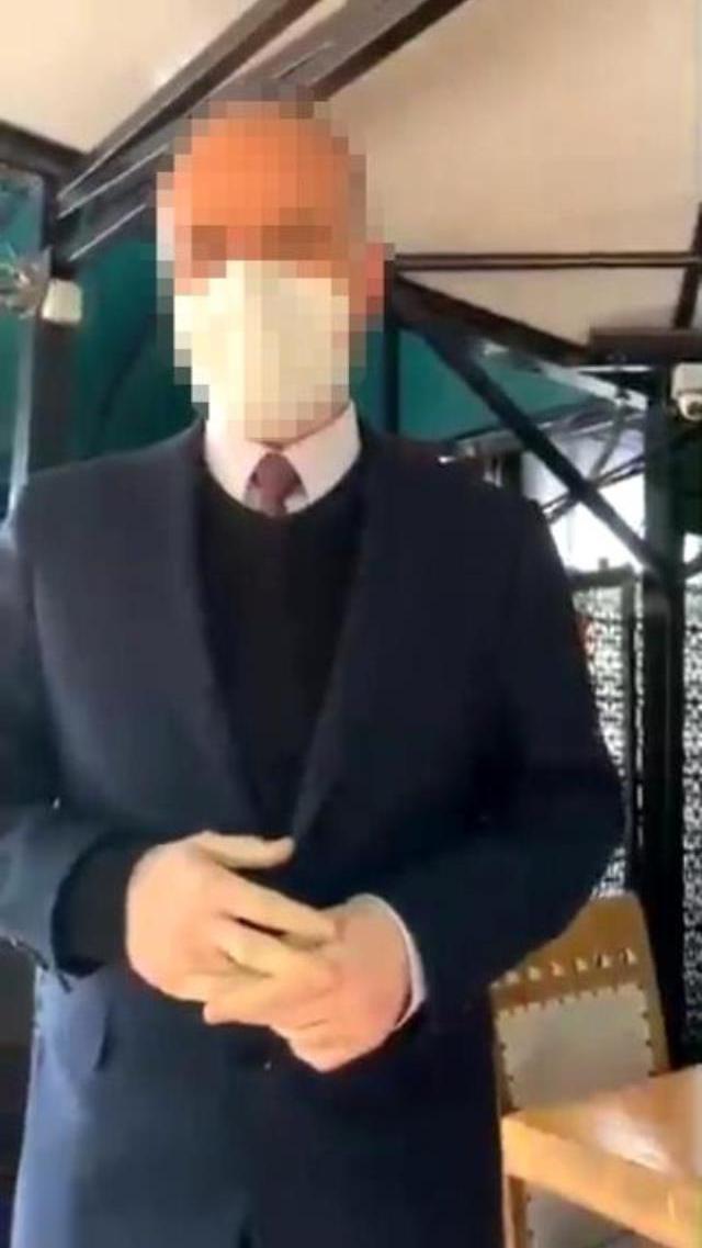 Üsküdar'da restoranda 'Fazla yakınlaşmayın tartışması' kamerada