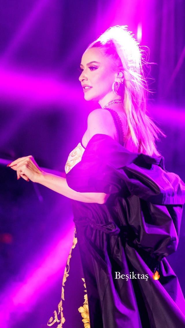 Hadise'den boşanma sonrası ilk konser! Sahnede resmen şov yaptı