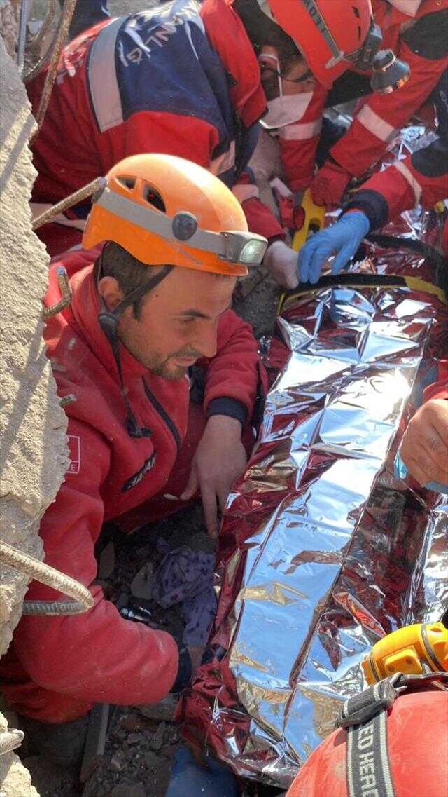 Kahramanmaraş'ta 222'nci saatte enkazdan sağ çıkarıldı
