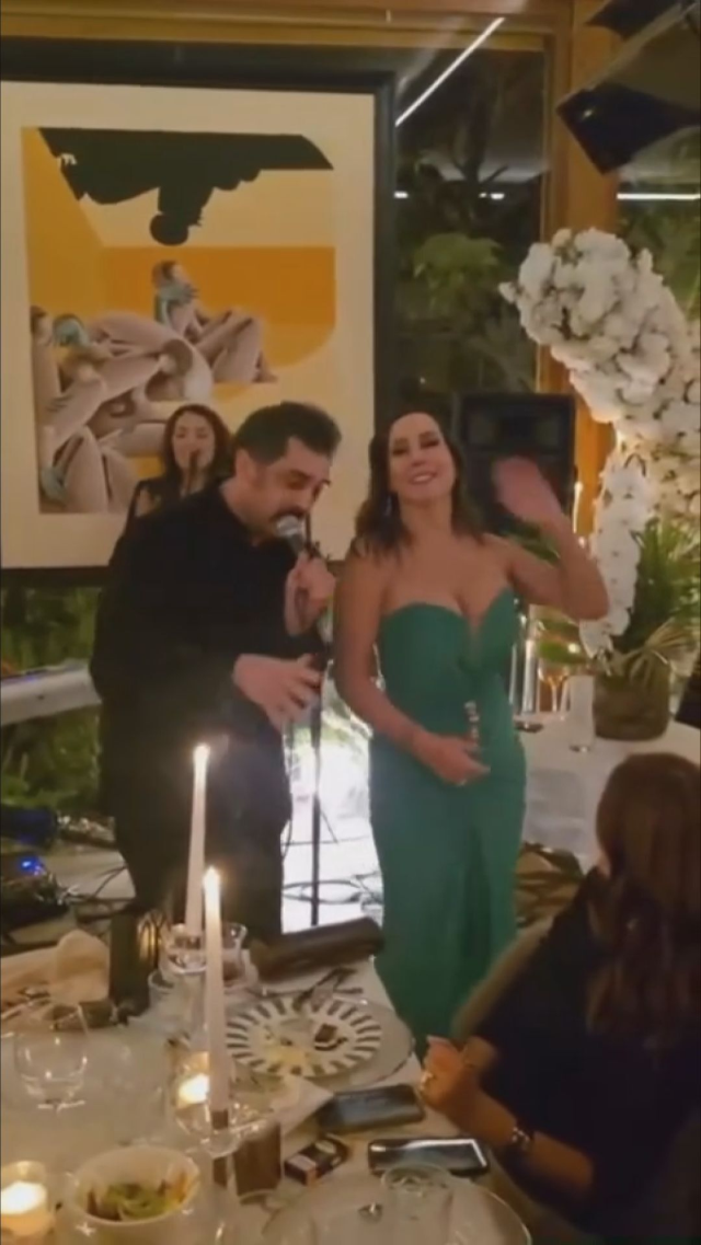 آسنا در جشن تولدش شور و حال خاصی داشت! رقص و استایلش توجهها را جلب کرد