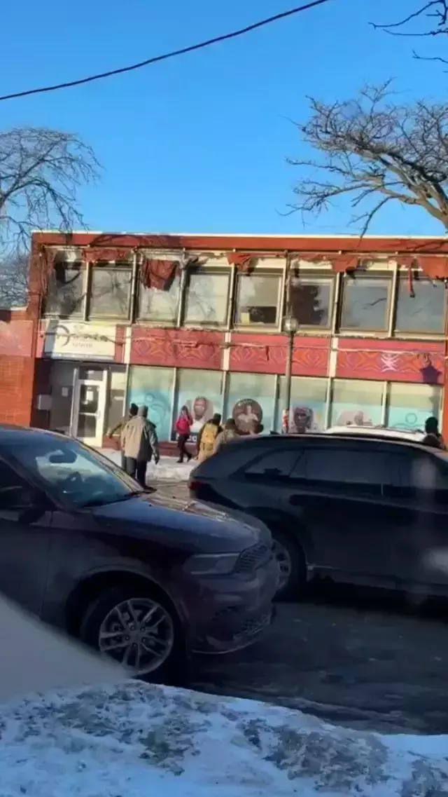 ABD'nin Minnesota eyaletinde ICE polisi bir kişiyi daha vurdu