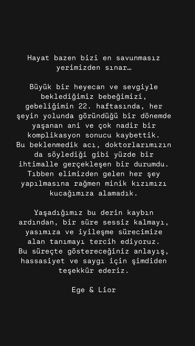 Bir süredir anne olma heyecanı yaşayan oyuncu Ege Kökenli, sosyal medya hesabından yaptığı paylaşıml