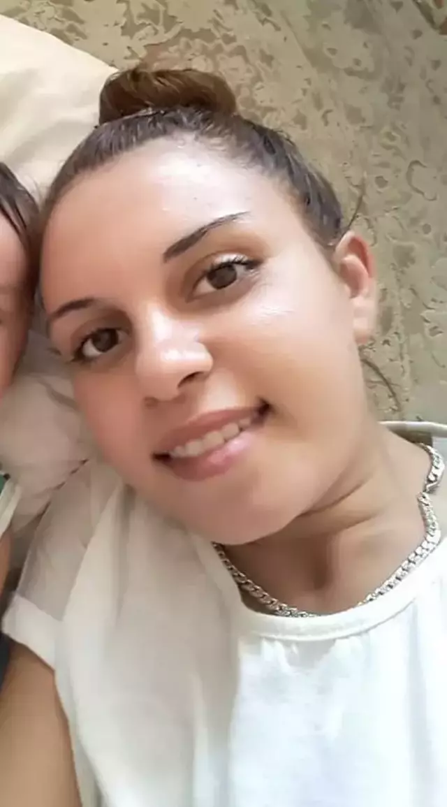 Ayrı yaşadığı kocası tarafından cinsel organından av tüfeğiyle vurulan kadın öldü