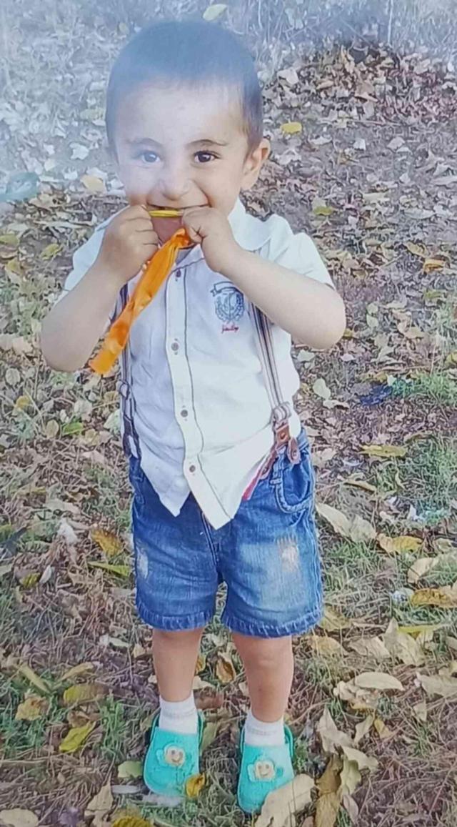 Iğdır'da gecekonduda çıkan yangında 2 yaşındaki bebek yanarak can verdi