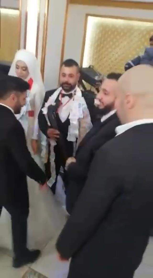 Damada 'pompalı tüfek' takan iki şüpheli ve düğün salonu cezadan kaçamadı