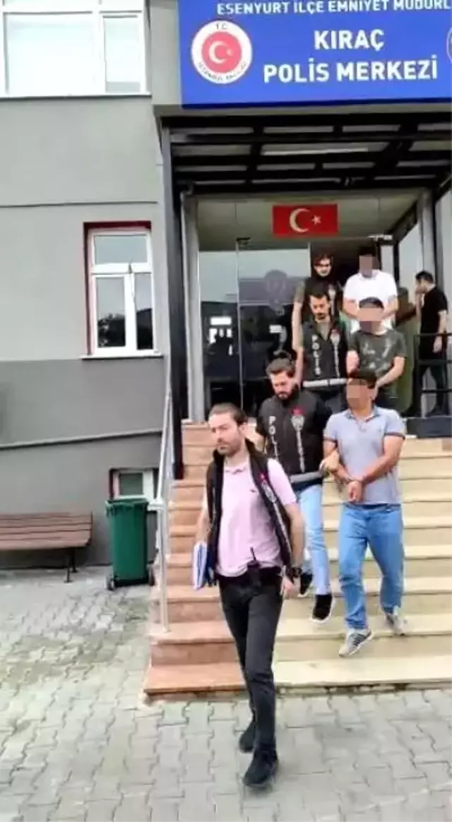 Düğünde PKK lehine slogan atıldığı ihbarını alan ekipler geçti! 10 kişi kıskıvrak yakalandı