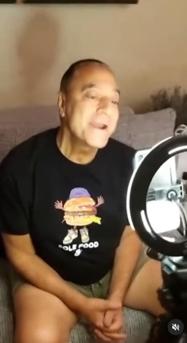 TikTok'ta canlı yayın açan Mehmet Ali Erbil'den garip hareket: Hiç yakışıyor mu?
