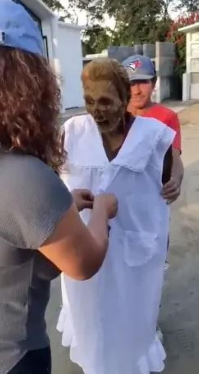 Dünya bu olayı konuşuyor! Ölen kadını 10 yıl sonra mezarından çıkardılar, herkesin ağzı açık kaldı