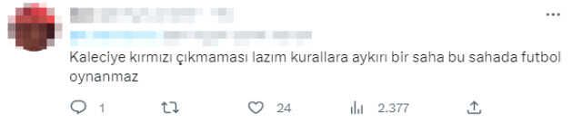 Kaleciden inanılmaz hata! Saha çizgilerini karıştırmasının bedeli ağır oldu