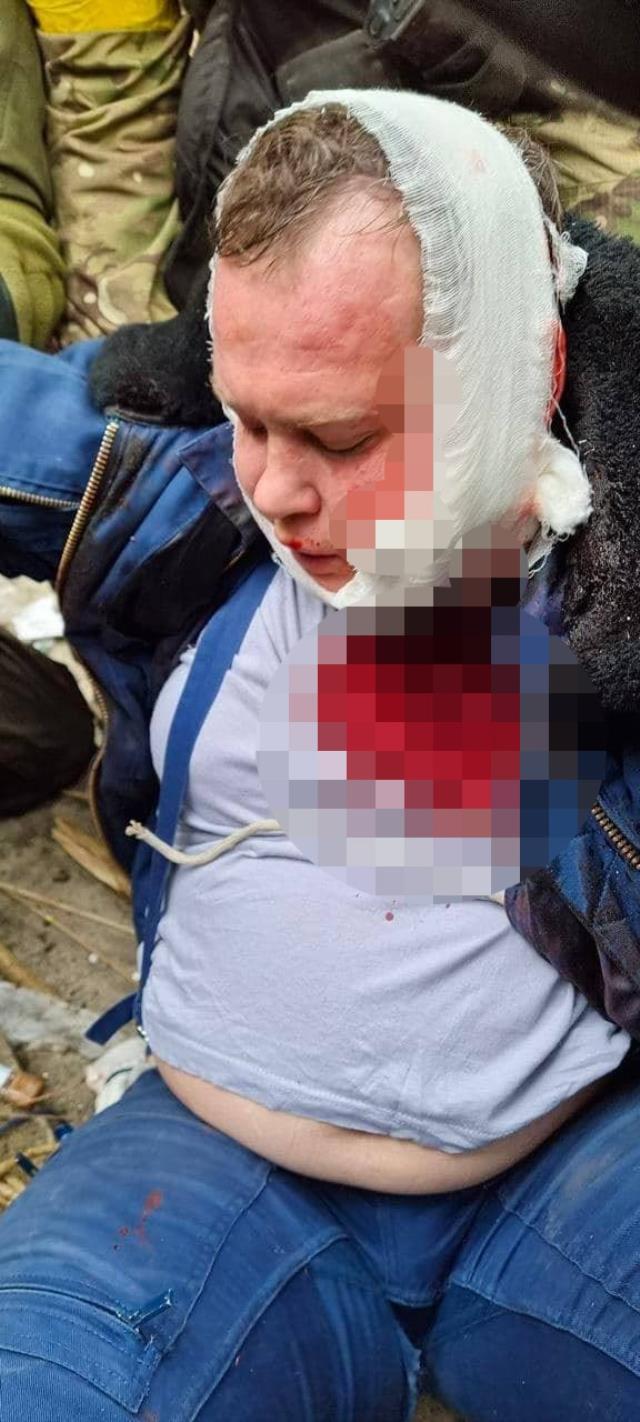 Ukrayna'da düşürülen uçağın pilotu halk tarafından yakalandı