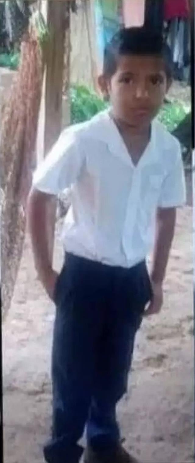 Nehirde aniden ortaya çıktı, yakaladığı çocuğu annesinin gözü önünde yuttu