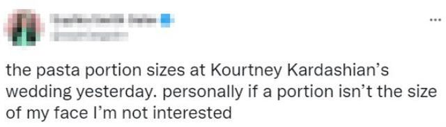 Kourtney Kardashian ve Travis Barker'in milyonluk düğününde dağıtılan makarna porsiyonu alay konusu oldu