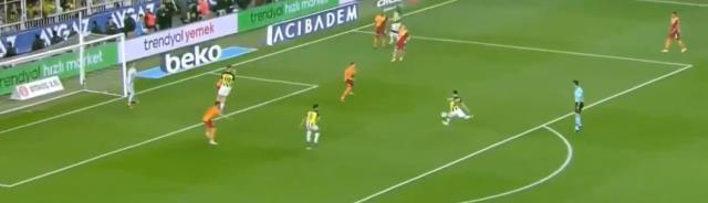 Fenerbahçe'den derslik organizasyon! İşte Galatasaray'ı geriye düşüren o gol