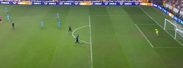 Bunu niye yaptın Yusuf! Trabzonspor maçındaki hareketine kimse anlam veremedi, hemen oyundan çıkarıldı