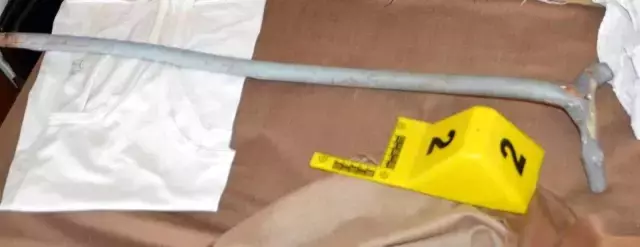 80 yaşındaki kadın, 85 yaşındaki kocasını bastonuyla döverek öldürdü