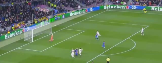 Onlar nasıl hareketler öyle Kerem! Barcelona taraftarının Messi özlemini dindirdi