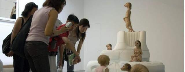 Kur'an-ı Kerim'i yırtan kız olayı nedir? Kur'an-ı Kerim'i yırtan kız maymuna mı dönüştü?