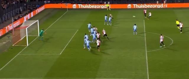 Kaleciyi fena avladı! Orkun Kökçü, Avrupa'yı kendine hayran bırakmaya devam ediyor