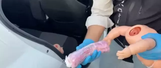 Erzincan'da Oyuncak Bebekten Uyuşturucu Çıktı