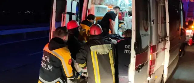 Tarlaya uçan minibüs gence mezar oldu: 1 ölü, 2 yaralı