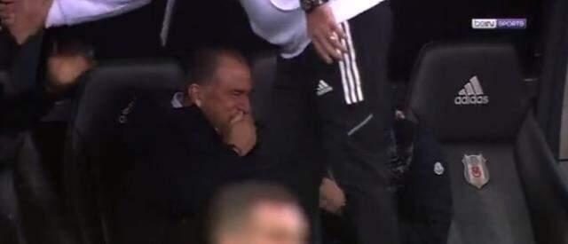 Yedek kulübesindeki sohbette kahkahalara boğuldular! Fatih Terim ve Sergen Yalçın'ın o anları büyük ilgi çekti