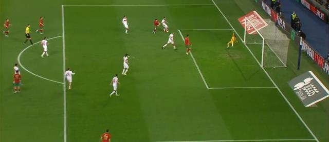 Yapma bunu Uğurcan! Milli kalecinin Jota'dan yediği gole tepkiler çığ gibi