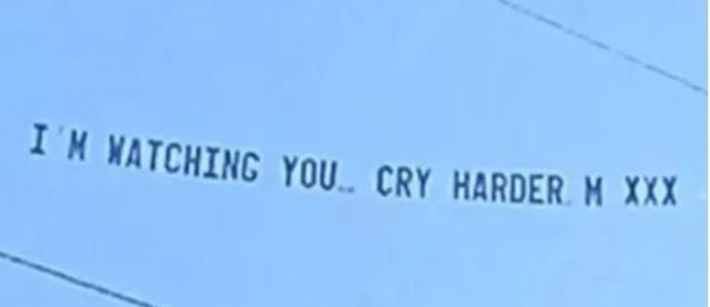 Kendi cenazesine mesaj gönderen kadının söyledikleri, mezar başındakilerin aklını aldı