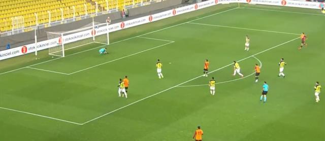 Gençlerin derbisinde kazanan Galatasaray! Herkes Fenerbahçe'nin yediği golü konuşuyor