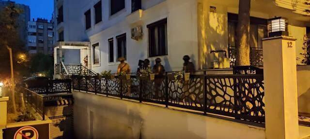 İstanbul'da helikopter ve CAMMER destekli şafak operasyonu! Çok sayıda gözaltı