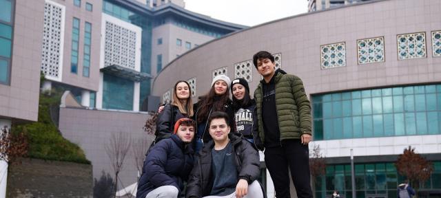 ÜNİVERSİTELER ARTIK ŞEHİRDEN KOPMADAN KAMPÜSLEŞMEK ZORUNDA!