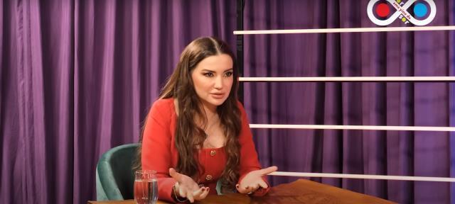 Esra Ezmeci kendisine gelen itirafı anlattı! Armağan Çağlayan bir süre kendine gelemedi