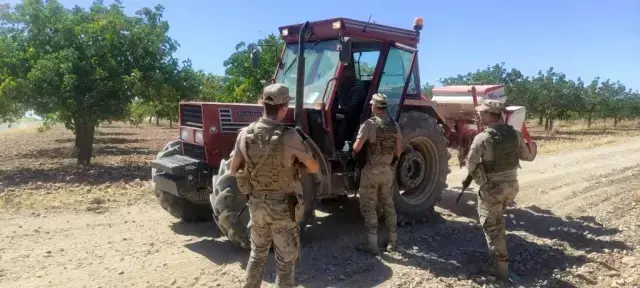 Jandarma fiyatı cep yakan antepfıstığını korumak için yol boyu nöbet tuttu