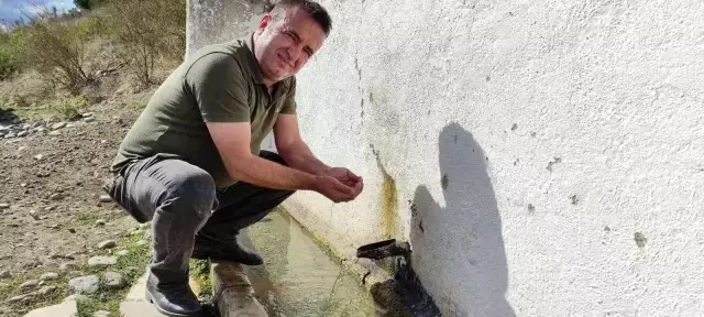 Şifa arayanlar bu sudan içmek için Kestelek köyüne gidiyor