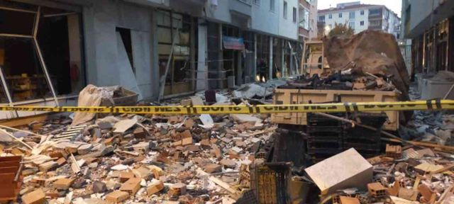 Çorum'da Doğalgaz Patlaması: 1 Ölü, 33 Yaralı