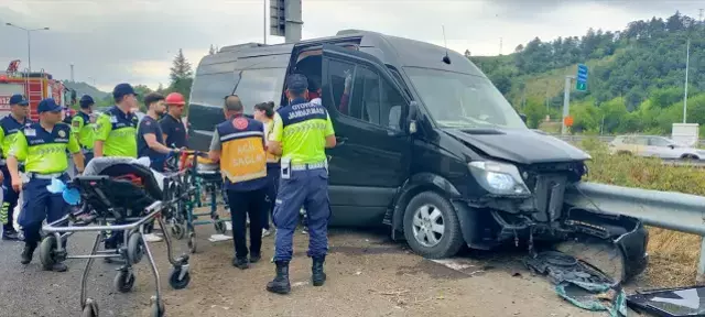 Müzisyen Çağan Şengül, Anadolu Otoyolu'ndaki trafik kazasında yaralandı