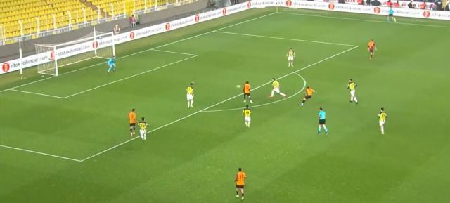 Gençlerin derbisinde kazanan Galatasaray! Herkes Fenerbahçe'nin yediği golü konuşuyor