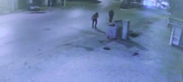Aile kavgası kanlı bitti! Yeğeninin kocasına yol ortasında kurşun yağdırdı