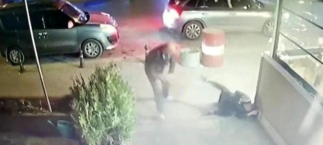 Restoran çıkışı kadın tekme tokat darp edildi! Taraflar birbirinden şikayetçi olmadı