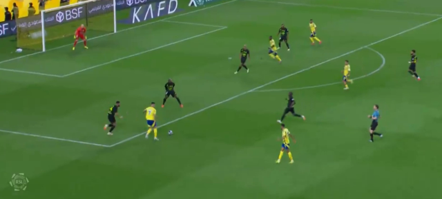 Ronaldo öyle bir şut attı ki kendisi bile güldü