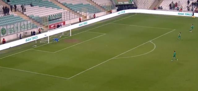 Ne yaptın Ezeh! Tuzlaspor'un yıldızından futbol var olduğu sürece unutulmayacak gol