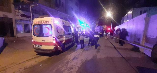 Tartıştığı eşini evden kovdu, kapıyı kapatır kapatmaz yaptığı hareket ortalığı ayağa kaldırdı
