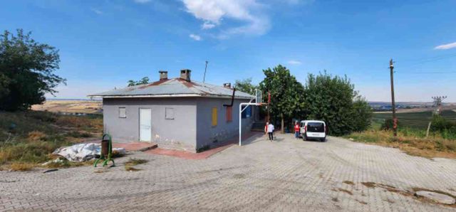 Minik Narin'in arkadaşlarından yürek burkan sözler: Burası Narin'in yeri, o gelince o burada olsun