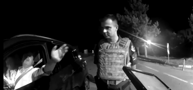 AK Partili başkandan jandarmaya: Pisliksin