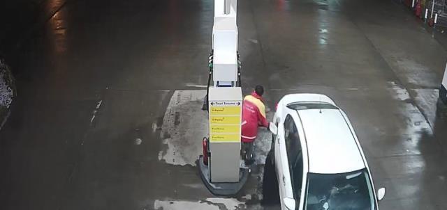 Deposunu doldurdu, parasını ödemeden kaçtı