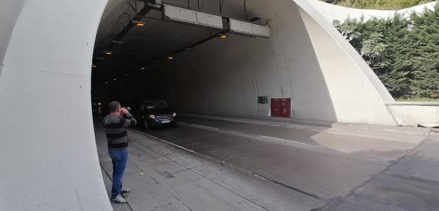 Komşuları zurna sesinden rahatsız olunca, Kağıthane Tüneli'nde prova yapmaya başladı