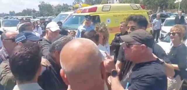 İsrail'de Anma Günü etkinliklerinde Netanyahu ve bakanlara soğuk duş! Yuhalayıp küfrettiler