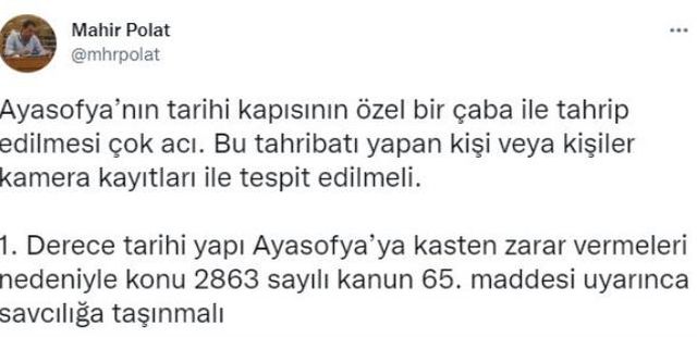 Ayasofya'nın 1400 yıllık tarihi kapısı tahrip edildi!